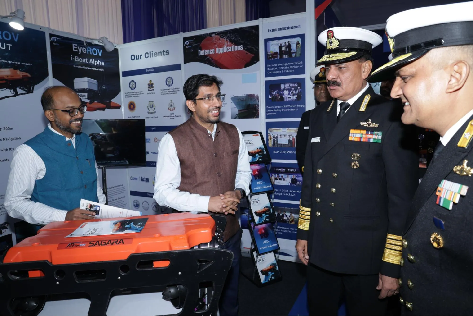 Co-founders Johns and kannappa with EyeROV Sagara in Swavlamban Navy event